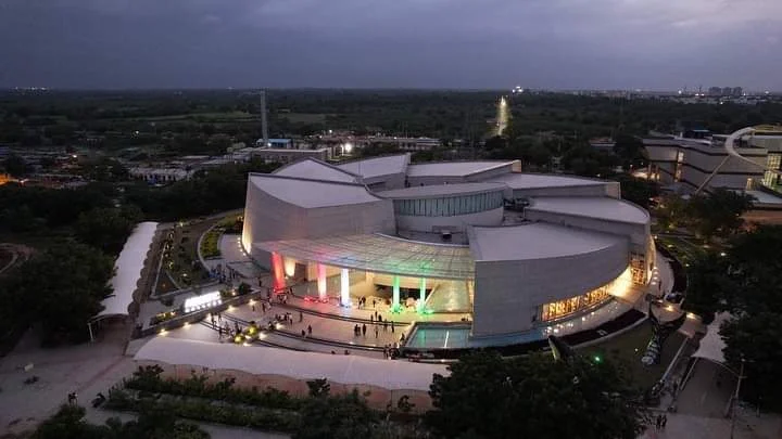 Gujarat Science City Aquatics Gallery